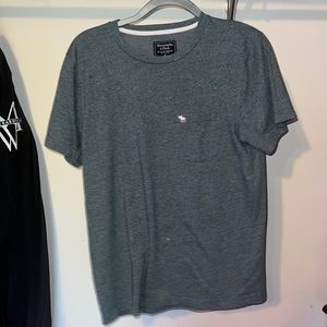 Abercrombie & Fitch tee